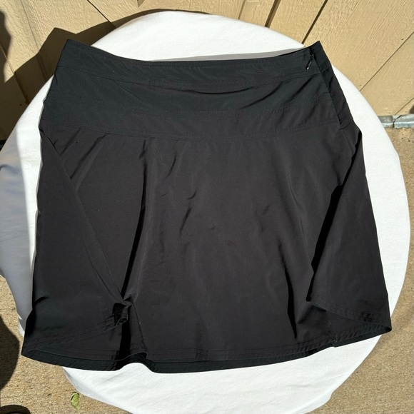 Athleta Wherever Black Skort - Picture 5 of 10
